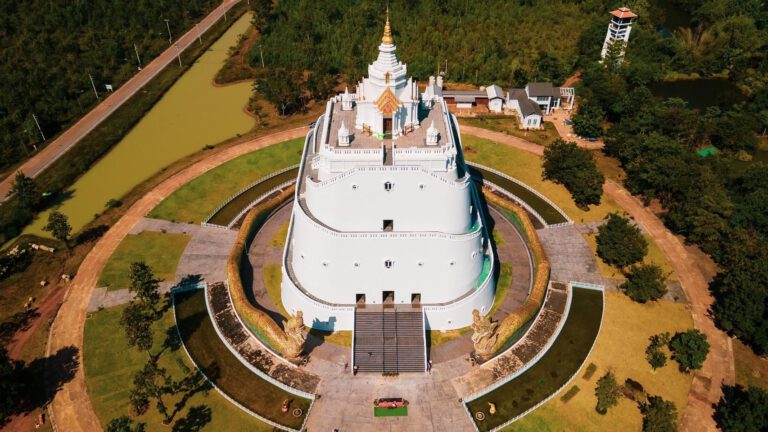 พระมหาธาตุเจดีย์โฆสปัญโญศรีพนม